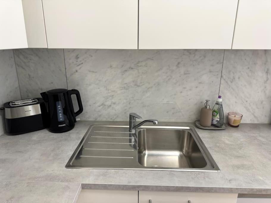 Modernes In Karlsplatz Naehe 15 Appartamento *
